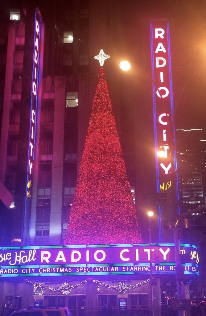 7 Iconic Ways NYC will Make Your Christmas Merry and Bright